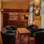 Hotel Chateau De La Caze Piscine & - Ste Enimie 4*