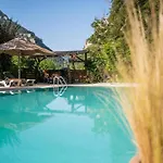 Hotel Chateau De La Caze Piscine & - Ste Enimie Sainte-Énimie