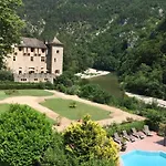 Chateau De La Caze Piscine & - Ste Enimie Hotel