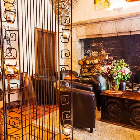 Chateau De La Caze Piscine & - Ste Enimie 4*