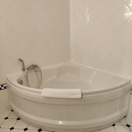 Hotel Chateau De La Caze Piscine & - Ste Enimie 4*
