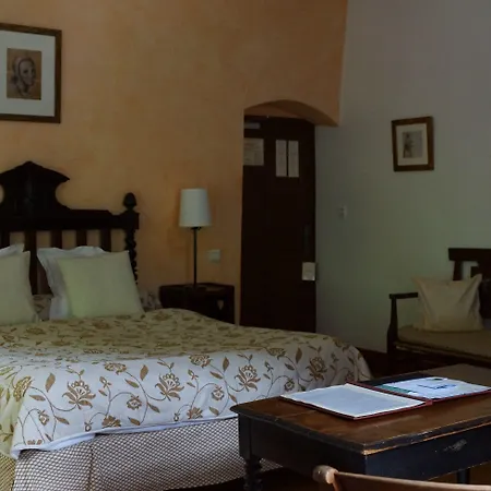 Hotel Château De La Caze Piscine&spa - Ste Enimie 4*
