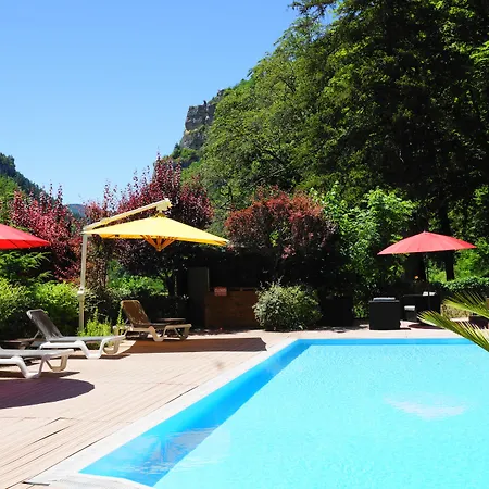 Château De La Caze Piscine&spa - Ste Enimie Hotel 4*