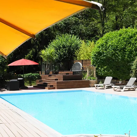 Hotel Château De La Caze Piscine&spa - Ste Enimie 4*