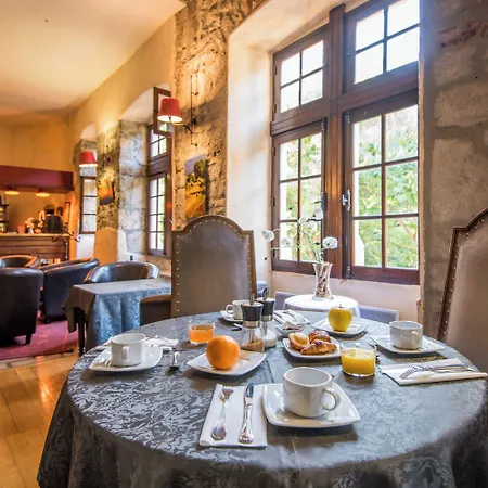 Chateau De La Caze 4*