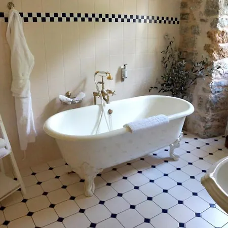 Hotel Chateau De La Caze Piscine & - Ste Enimie Sainte-Enimie