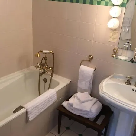 Hotel Chateau De La Caze Piscine & - Ste Enimie Sainte-Énimie