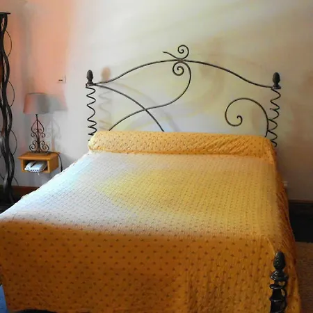 Chateau De La Caze Piscine & - Ste Enimie Hotel Sainte-Énimie