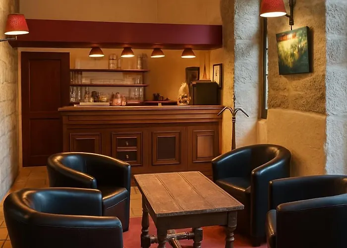 Отель Chateau De La Caze Piscine & - Ste Enimie 4*